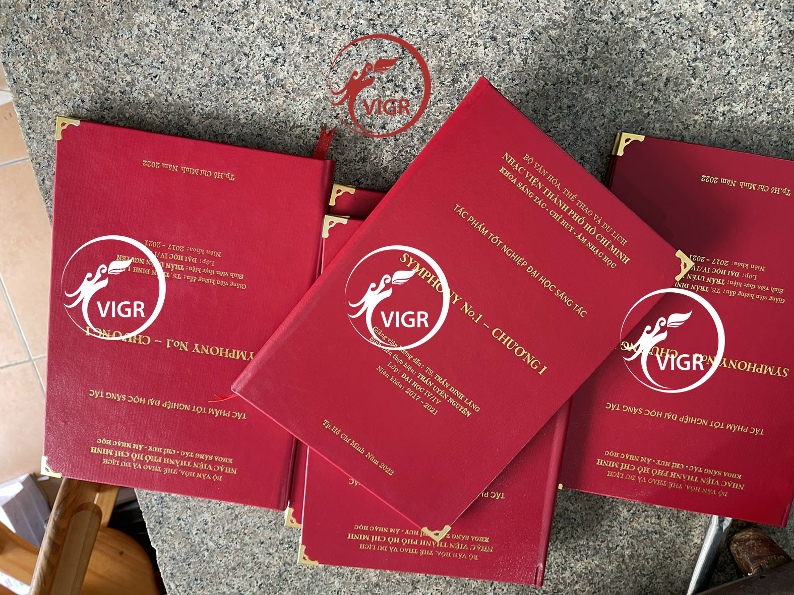 Bìa Mạ Vàng Nhạc Viện TP.HCM