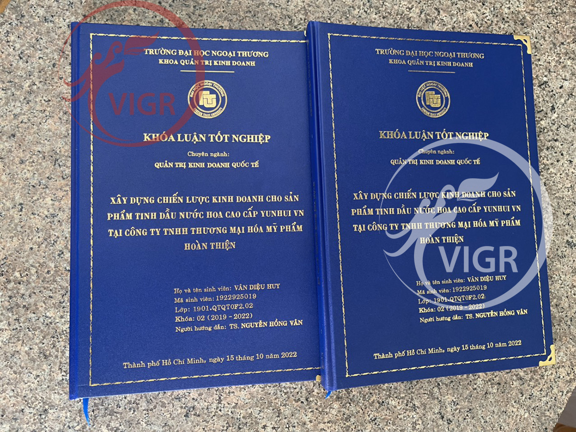 Bìa mạ vàng ĐH Ngoại Thương